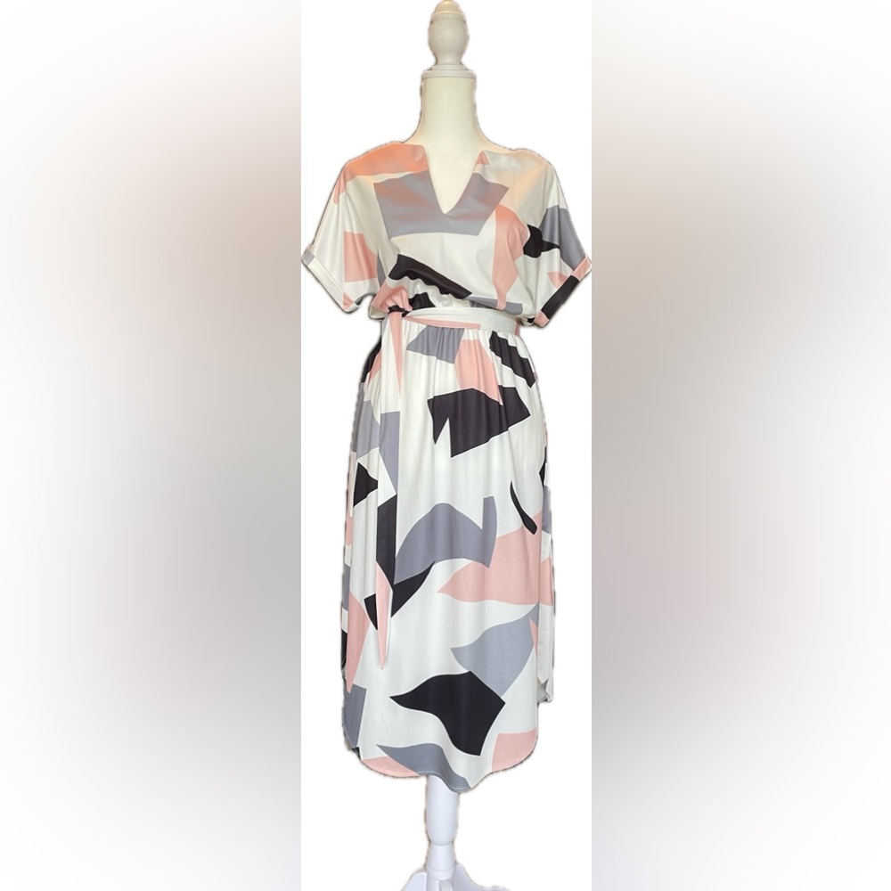 Abstract Patterned Midi Dress - Picture 2 of 5